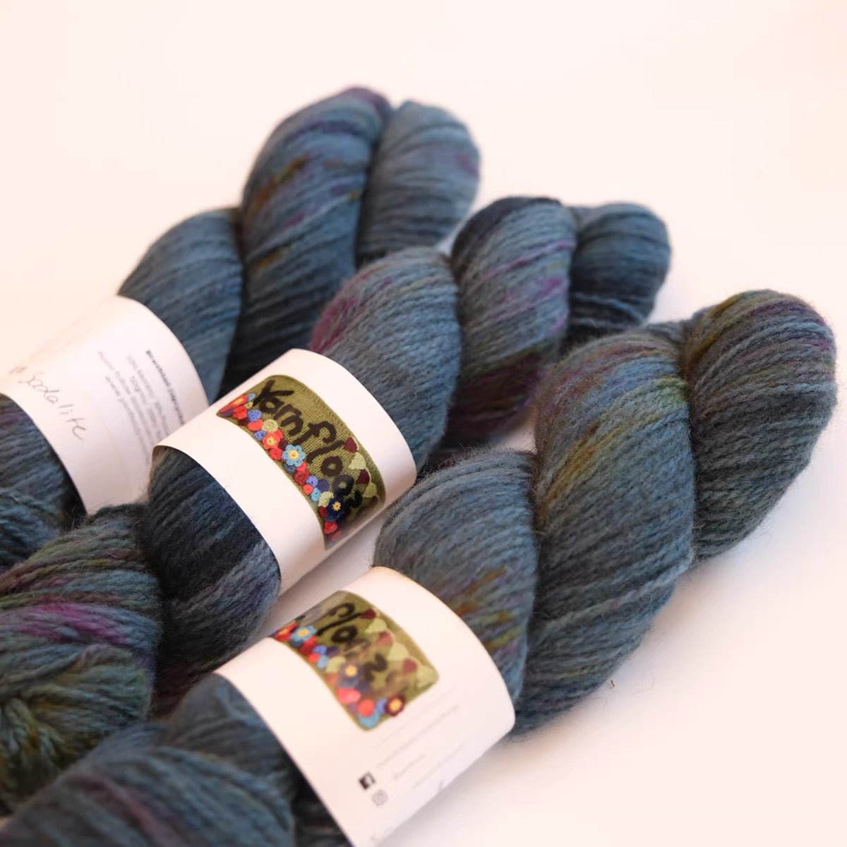 Yarn Floozy | Brushtail 美麗諾負鼠絨